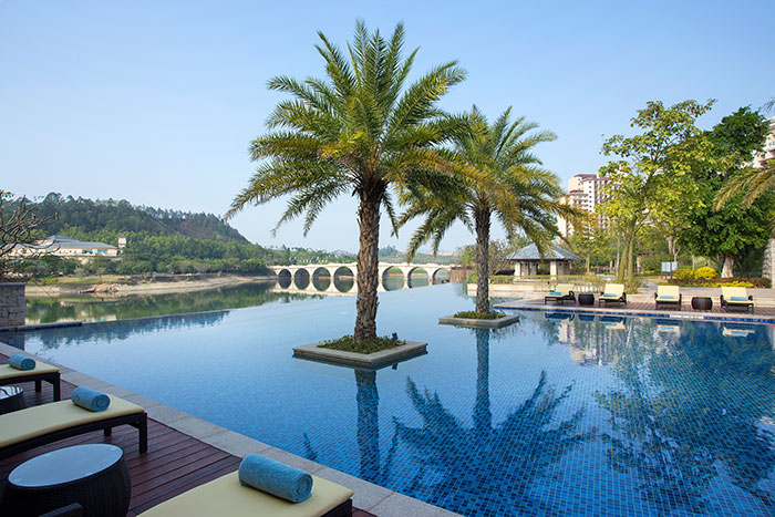 4.-Outdoor-Swimming-Pool---Boundless-户外无边际泳池.jpg